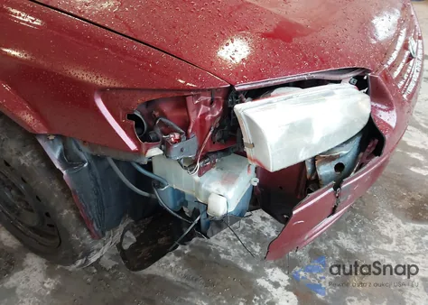 2000 Toyota Camry Le из США, поврежденный, VIN 4T1BG22K9YU974963